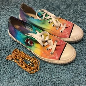 Retro Looney Tunes Sneakers Shoes